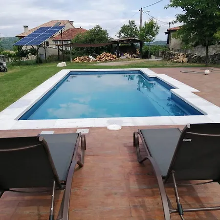 Casinas De Acevedo *