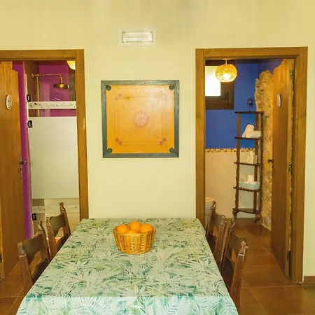 Casinas De Acevedo * Junquera de Ambía